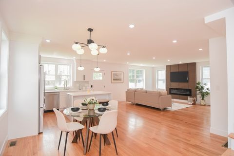 73B Trowbridge St 73B Belmont MA 02478