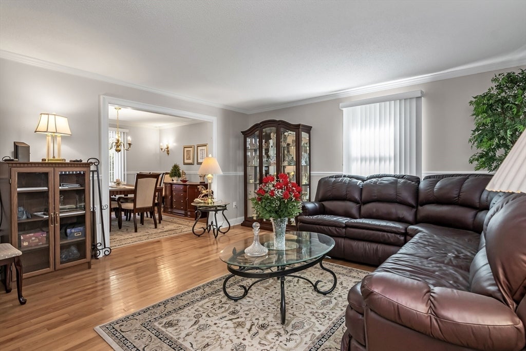 41 Riverview Ave