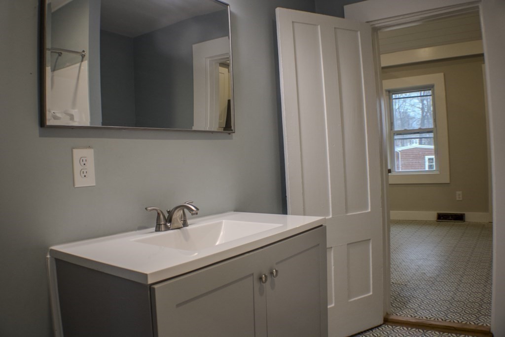 250 Ashburnham St, Fitchburg, MA Photo #15