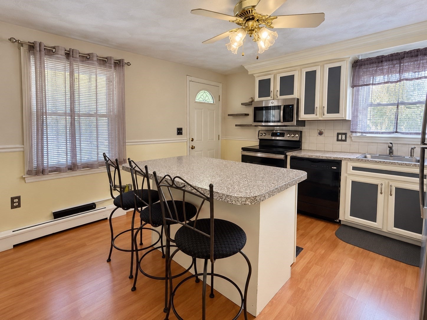 18 Campbell Ave, North Providence, RI, 18 Campbell Ave, North Providence, RI Photo #5