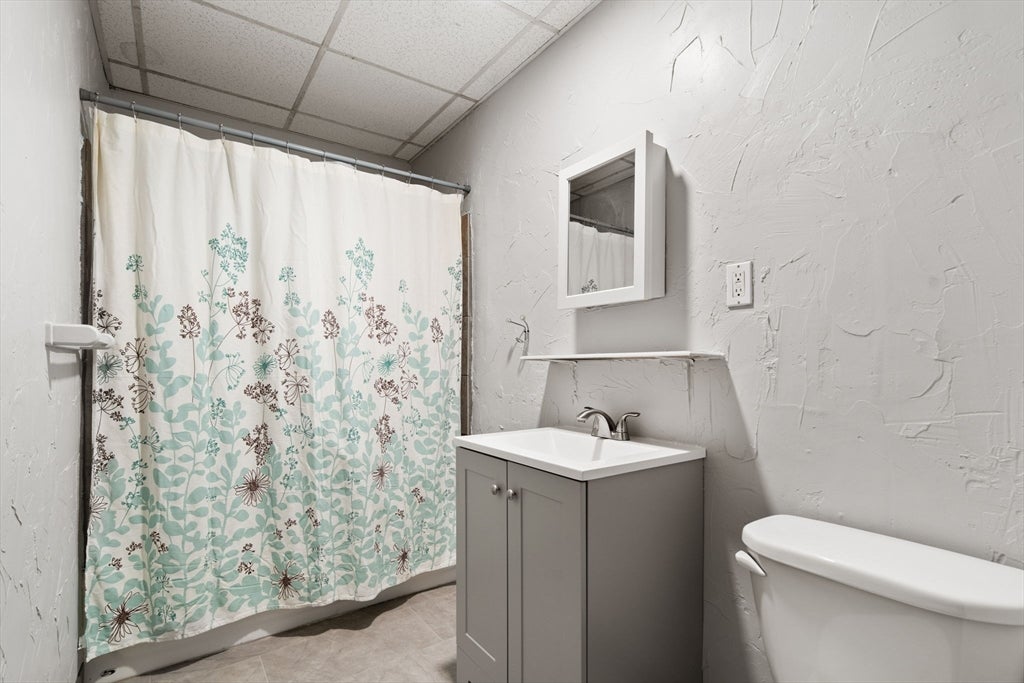 70 Russell St #4, Worcester, MA, 70 Russell St #4, Worcester, MA Photo #9