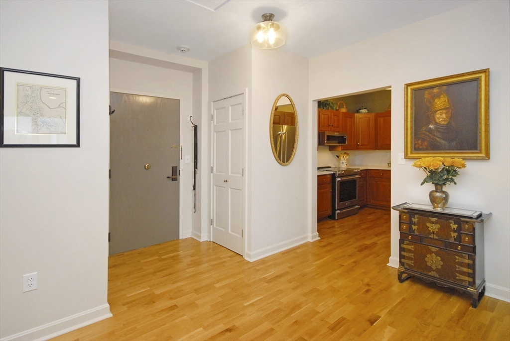 100 Keyes Rd 305