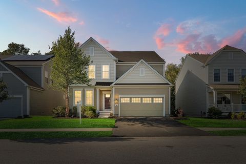 194 Stonehaven Dr Weymouth MA 02190