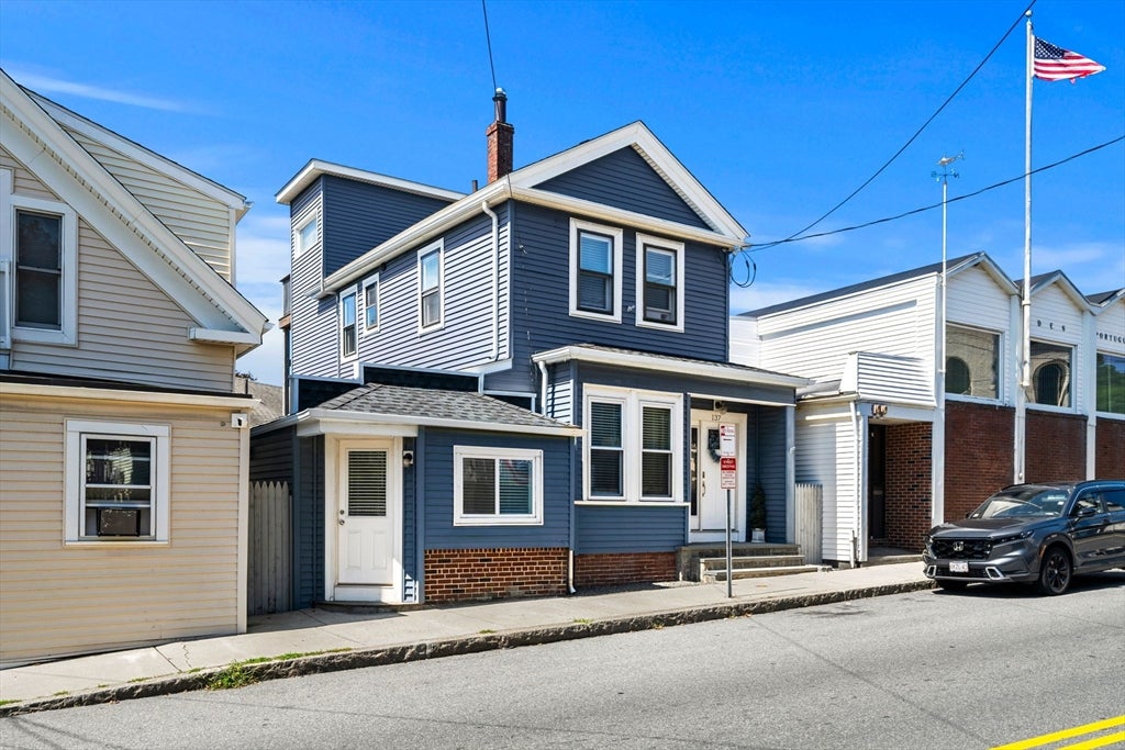 Photo of 137 Prospect St, Gloucester, MA
