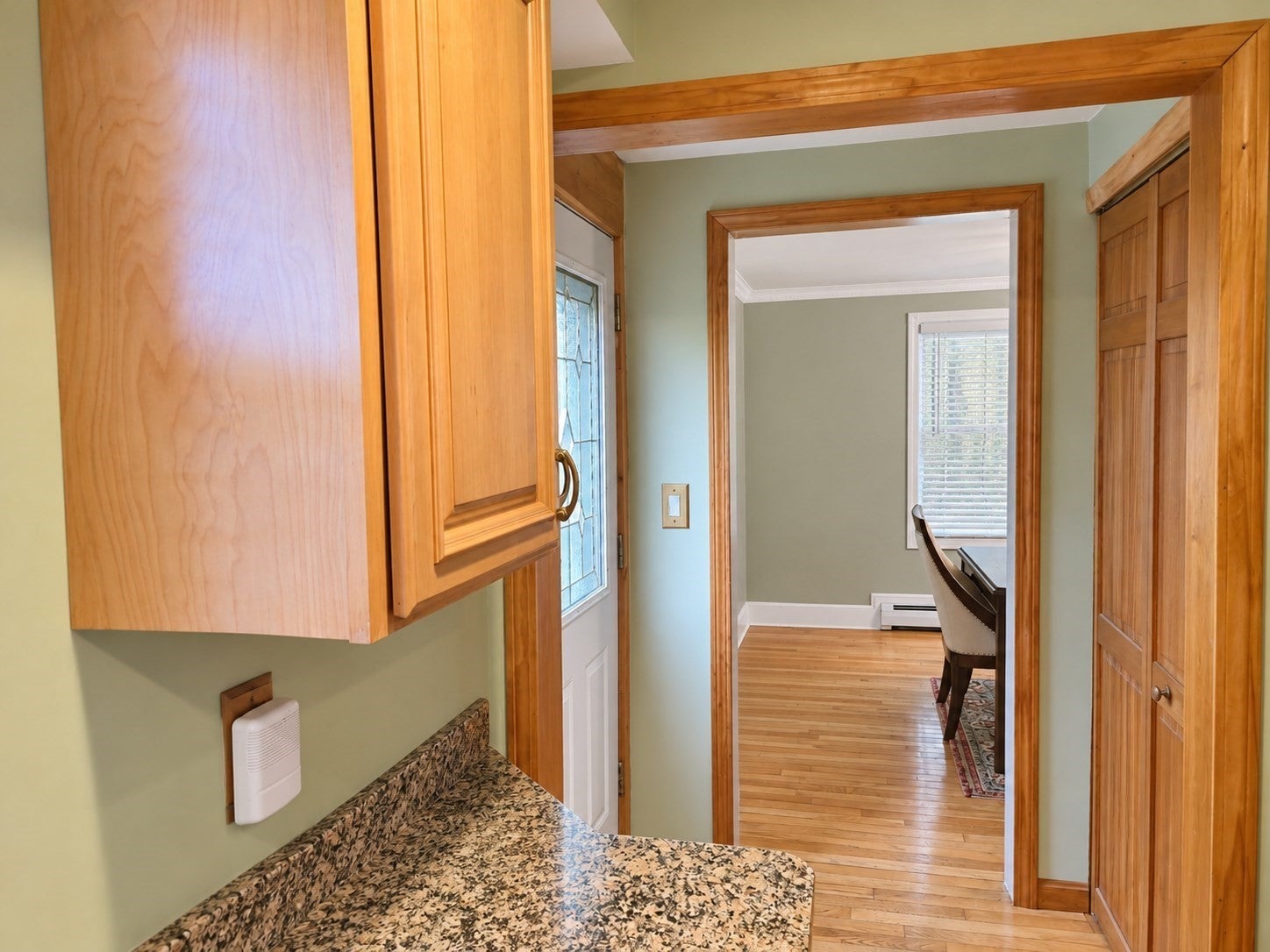 32 Heroult Rd, Worcester, MA, 32 Heroult Rd, Worcester, MA Photo #6