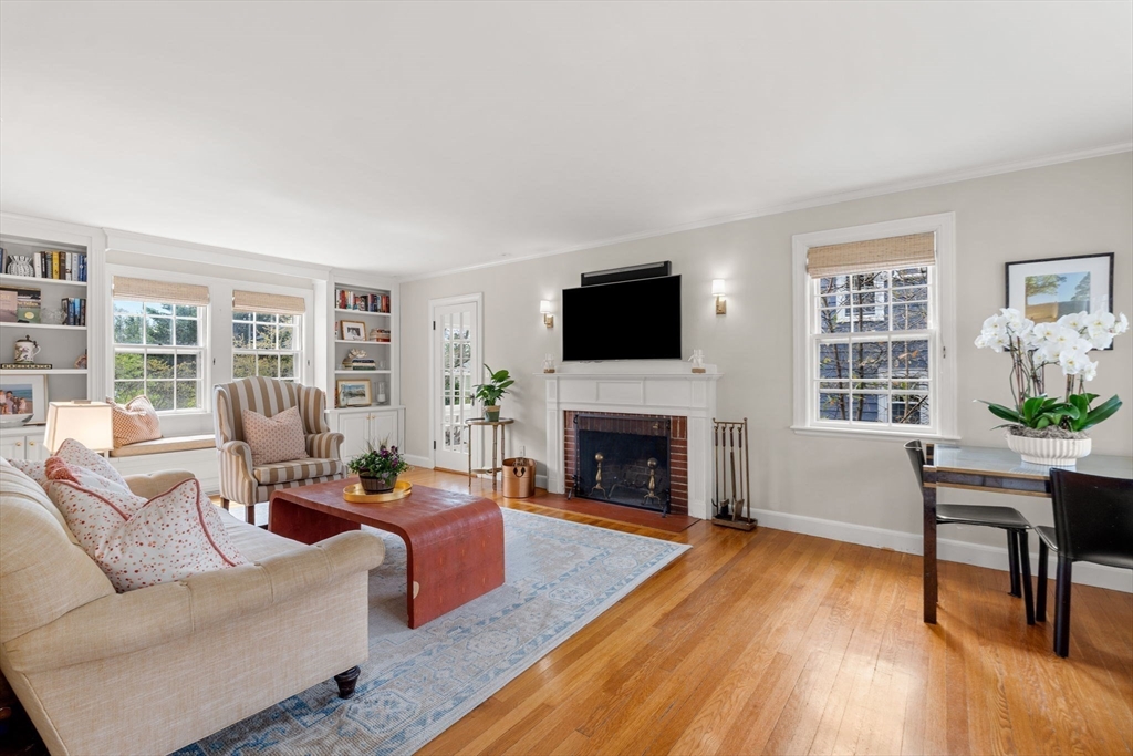 47 Standish Rd