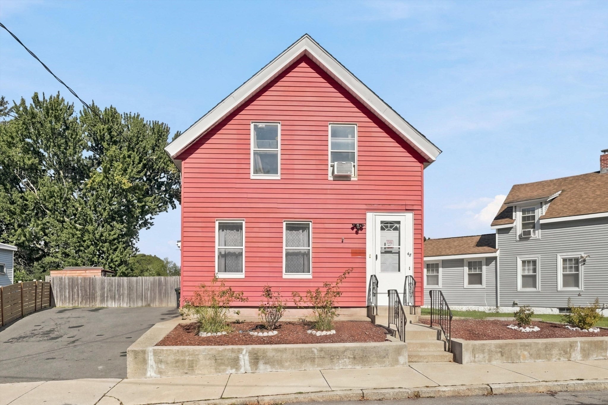 48 Jewett Street