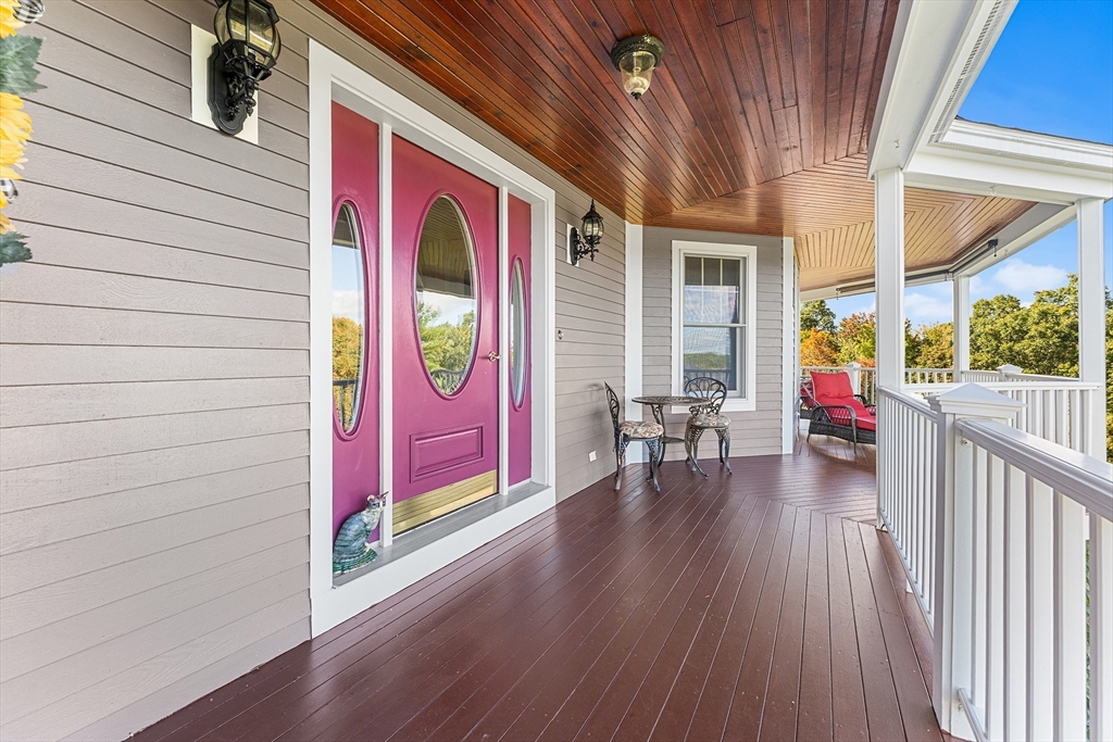 65 Skyfields Dr