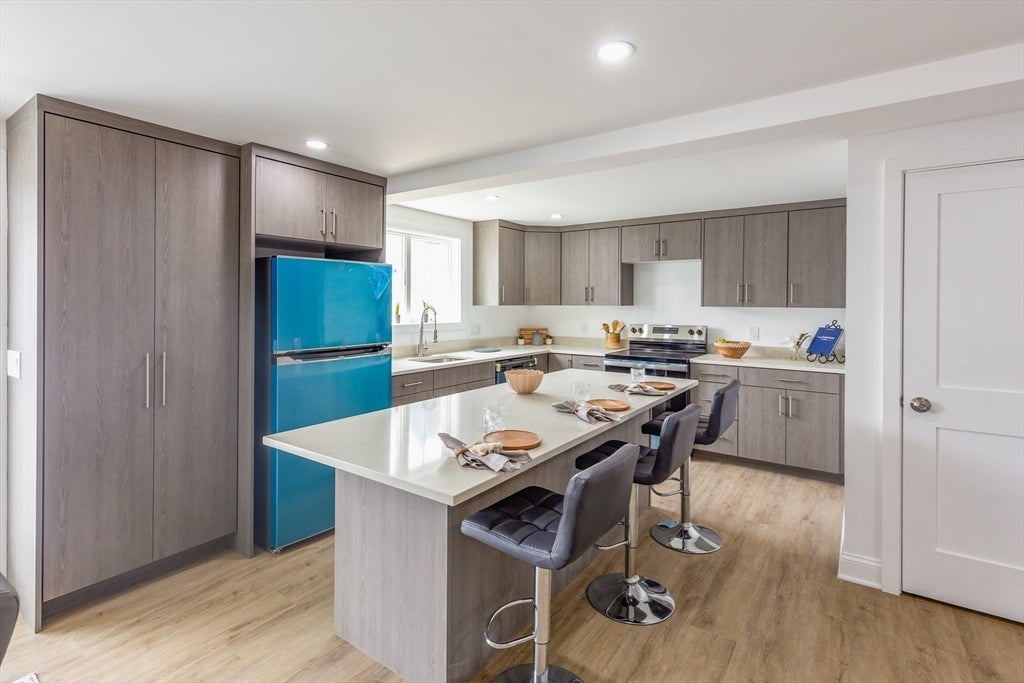 247 Pitman St #1, Fall River, MA Photo #3