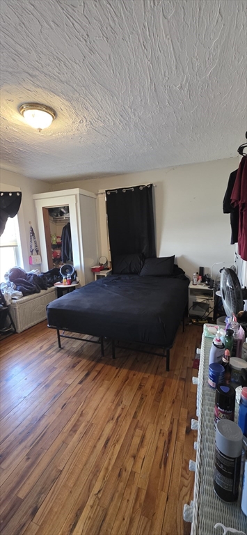 274 Pleasant St