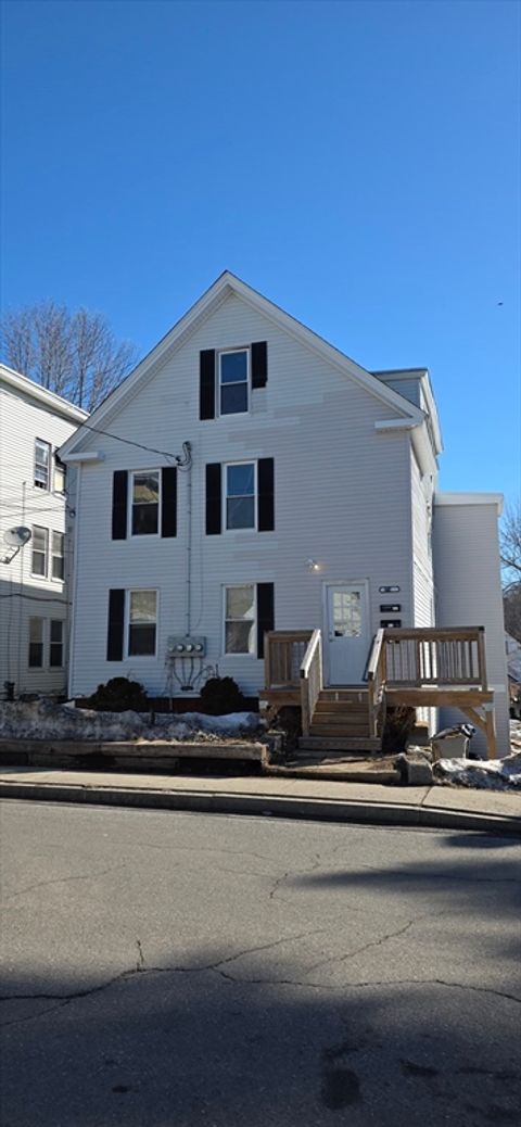Photo of 274 Pleasant St, Gardner, MA 01440 (MLS # 73510901)