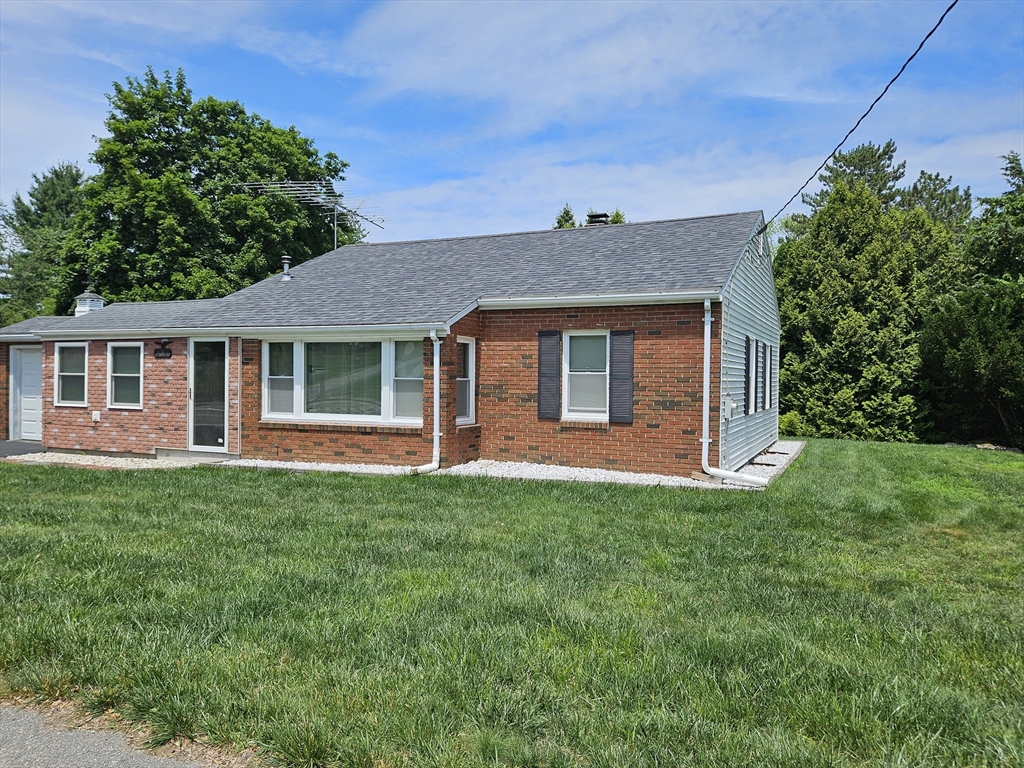 461 River Rd