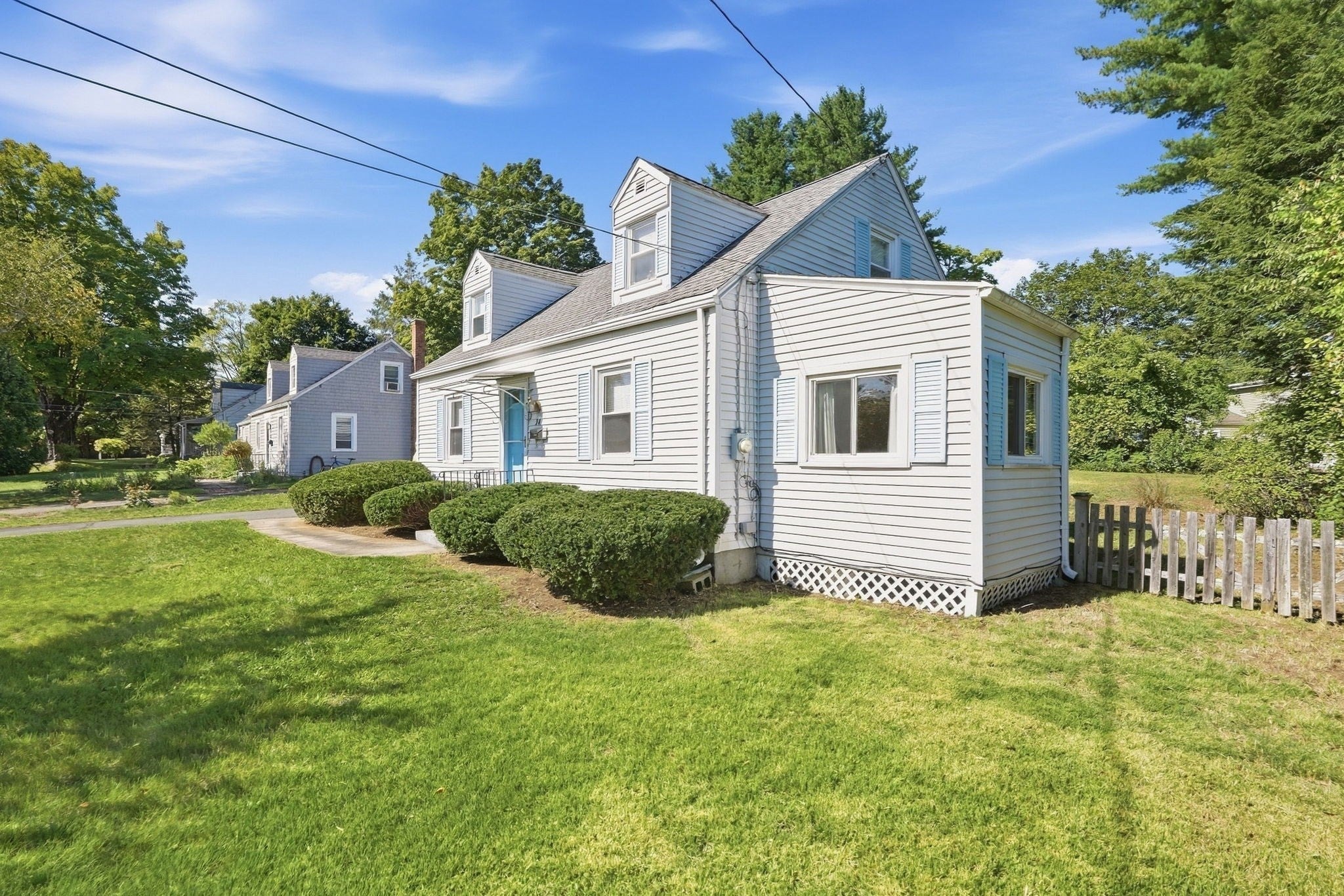 24 Grandview St