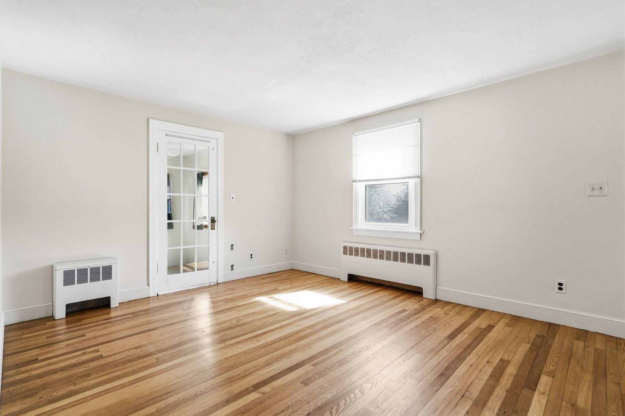 24 Grandview St