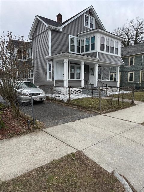 Photo of 44-46 Edgewood St, Springfield, MA 01109 (MLS # 73495527)
