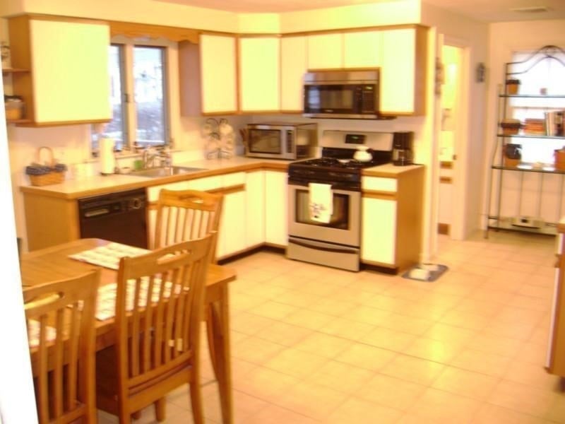 Photo of 12 Bruce Rd, Waltham, MA