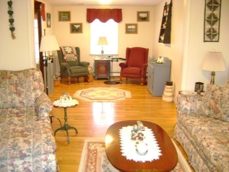 12 Bruce Rd, Waltham, MA, 12 Bruce Rd, Waltham, MA Photo #5