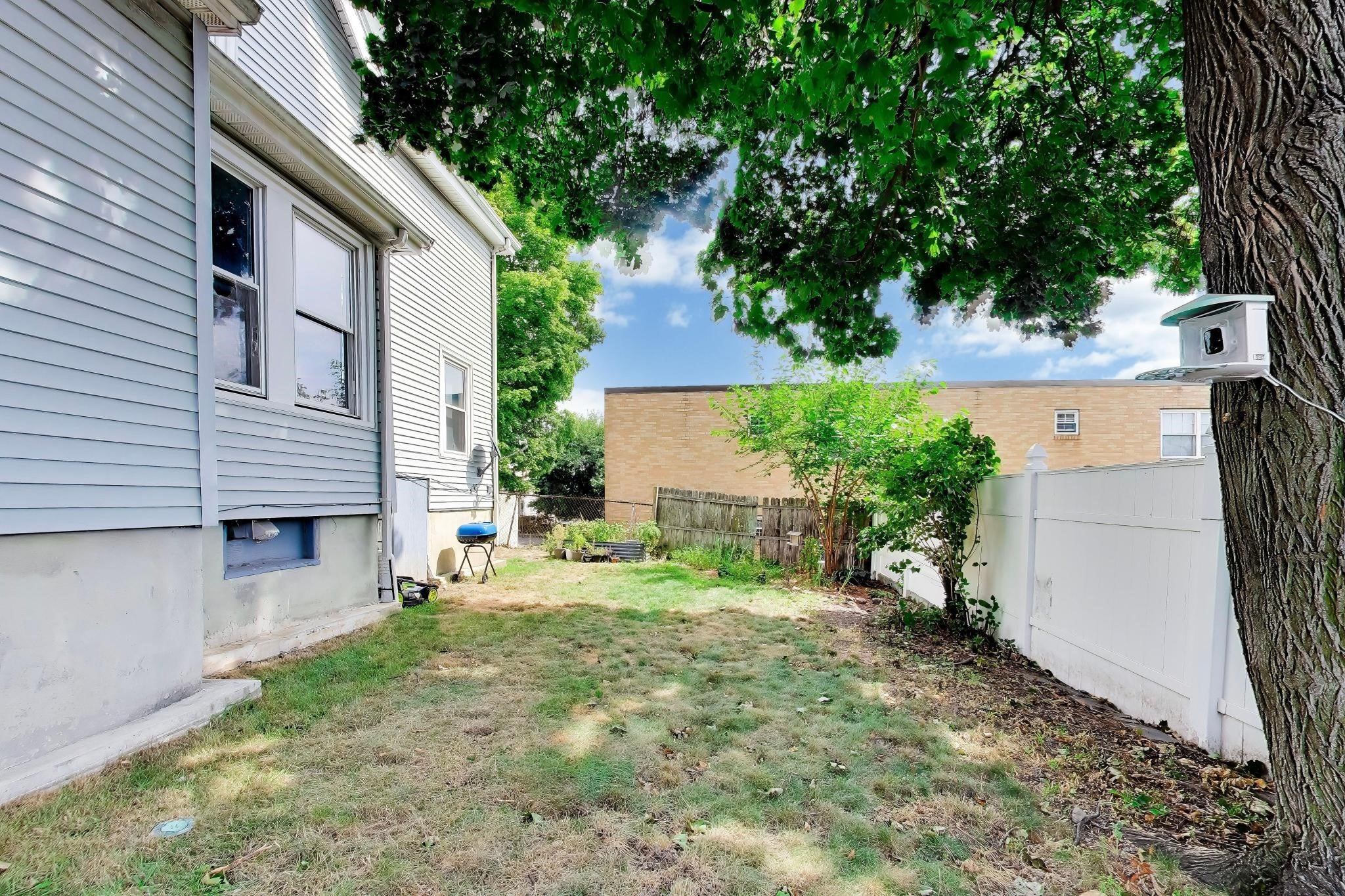 9 Irving ST, Everett, MA Photo #38