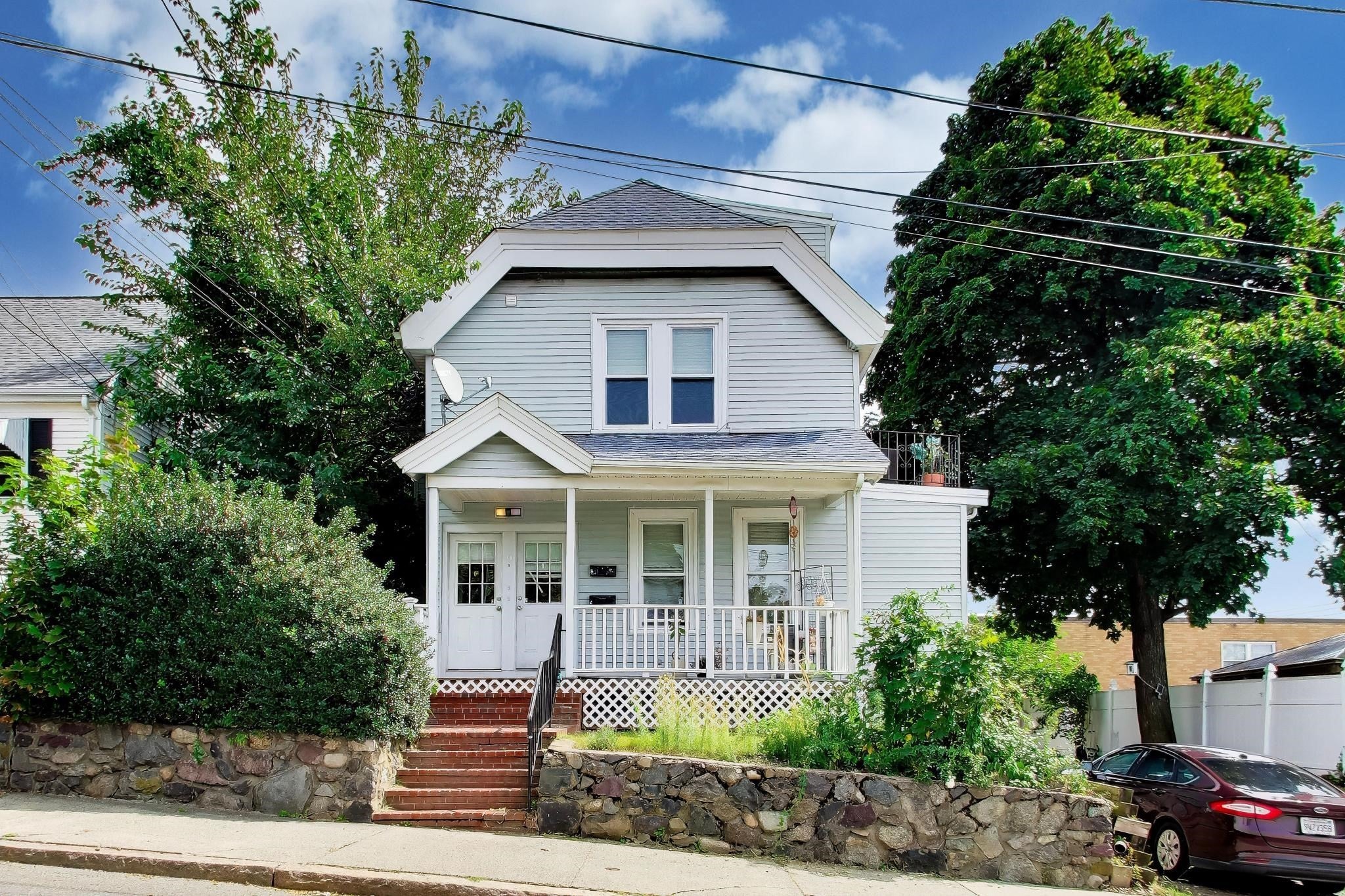 Photo of 9 Irving ST, Everett, MA