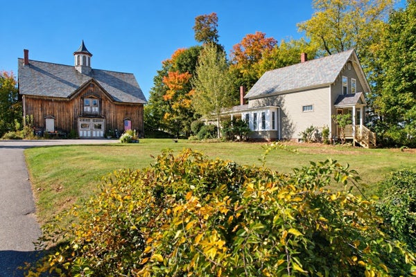 56 GLOVER ST, SOUTHBRIDGE, MA 01550 - Image 5f4bb275854d0cb5c78e2d9caf0d2cef/1475210793