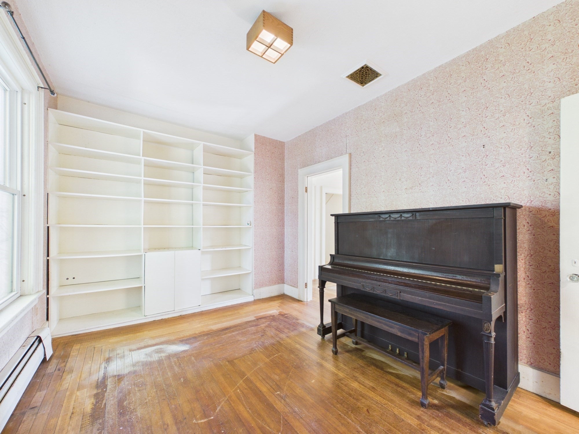 56 Glover St, Southbridge, MA, 56 Glover St, Southbridge, MA Photo #14