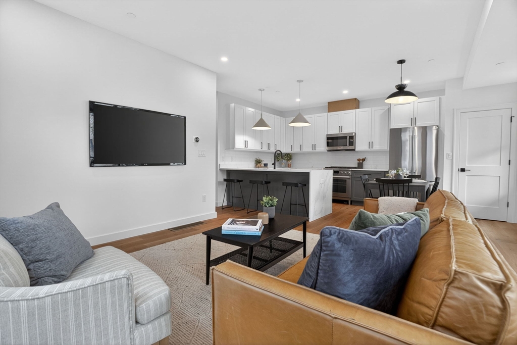 192 Washington Street R