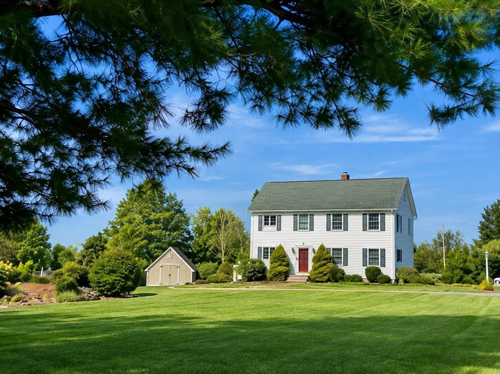 60 Osgood Rd, Sterling, MA Photo #2