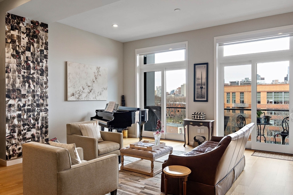 477 Harrison Ave 5B