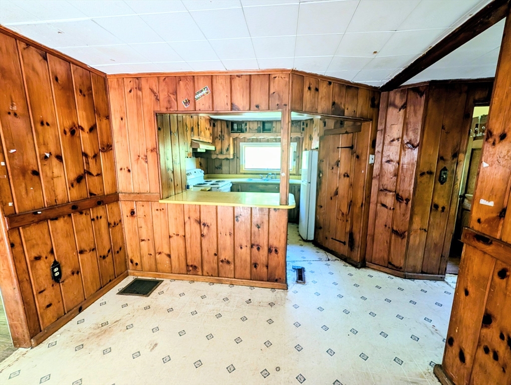 51 Russell Stage Rd, Blandford, MA Photo #3