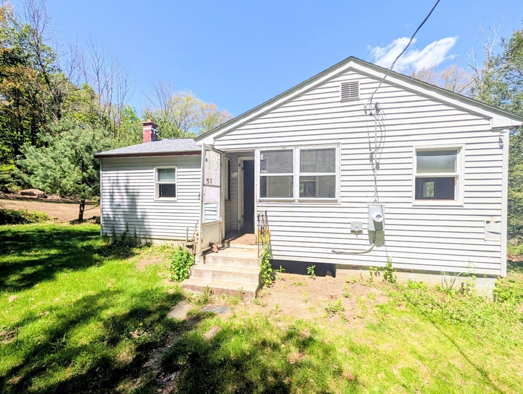 51 Russell Stage Rd, Blandford, MA Photo #1