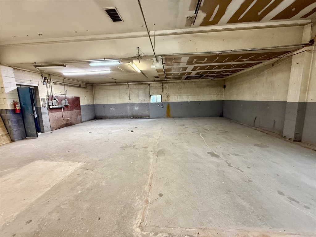 112 Haverhill St B+C