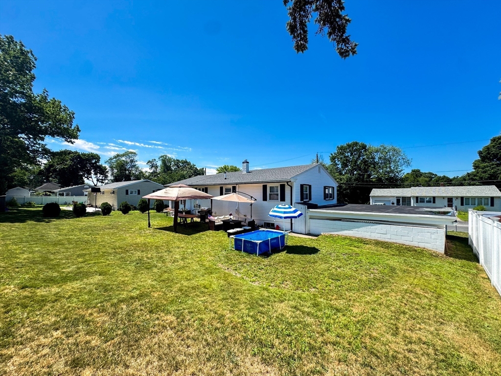 8 Francella Rd, Methuen, MA, 8 Francella Rd, Methuen, MA Photo #8