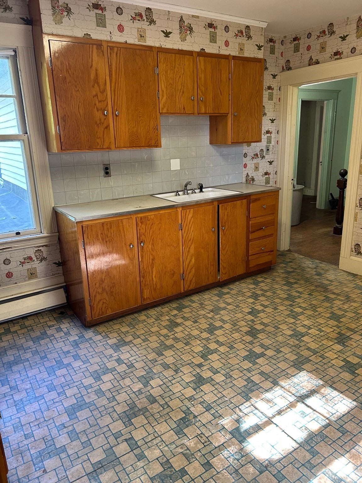 180 Grove St, Haverhill, MA, 180 Grove St, Haverhill, MA Photo #17