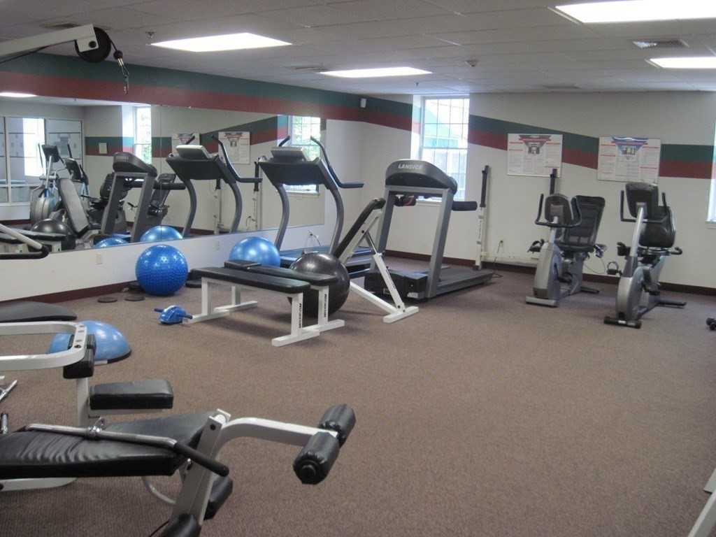 148 Main St O102