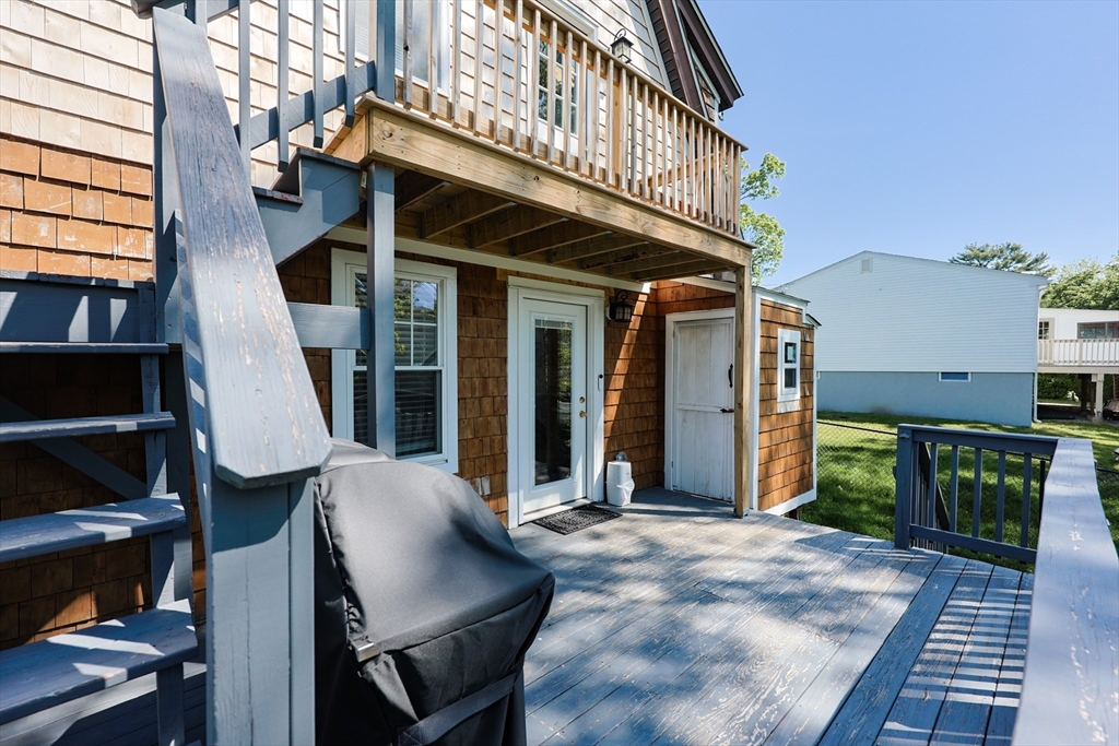 Franklin, Massachusetts 02038, United States, 4 Bedrooms Bedrooms, ,3 BathroomsBathrooms,Residential,Pending,151093