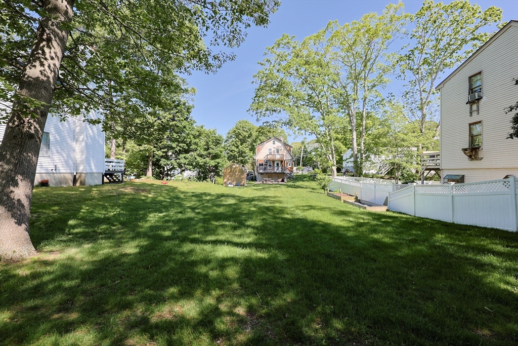 Franklin, Massachusetts 02038, United States, 4 Bedrooms Bedrooms, ,3 BathroomsBathrooms,Residential,Pending,151093