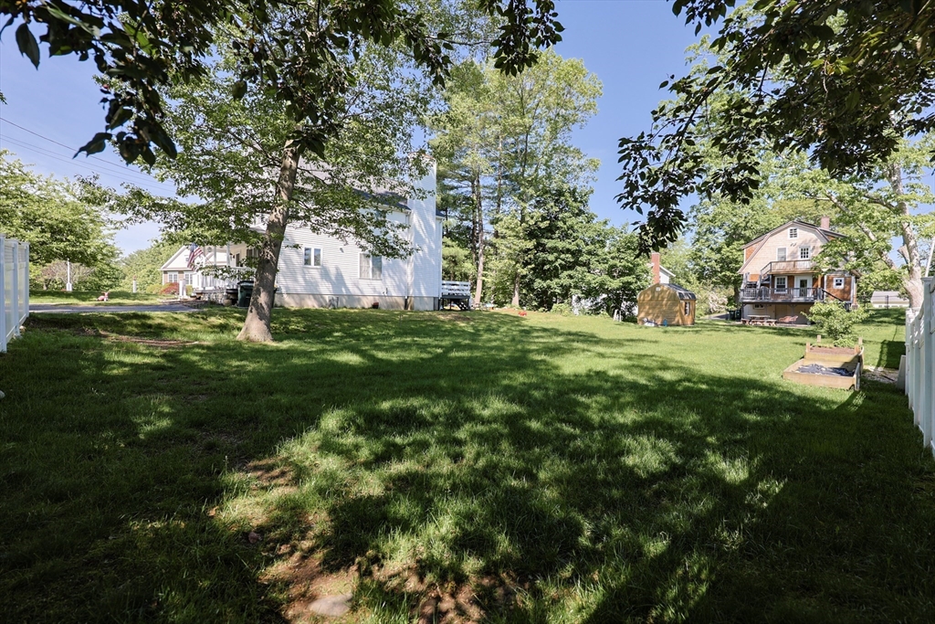 Franklin, Massachusetts 02038, United States, 4 Bedrooms Bedrooms, ,3 BathroomsBathrooms,Residential,Pending,151093