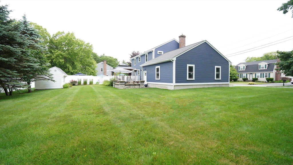 6 Greenbriar Lane