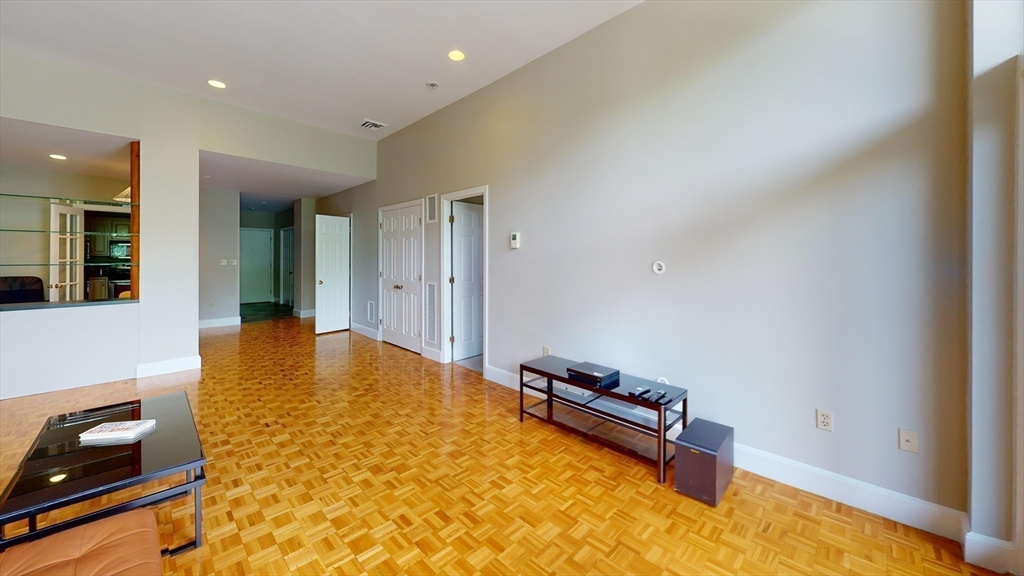 227 Summit Ave #W205, Brookline, MA, 227 Summit Ave #W205, Brookline, MA Photo #8