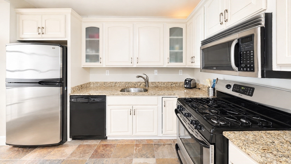 227 Summit Ave #W205, Brookline, MA, 227 Summit Ave #W205, Brookline, MA Photo #5