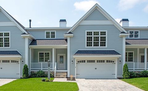 23 Clubview Dr 23 Andover MA 01810