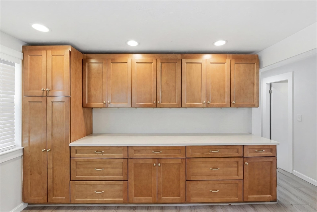 19 Cypress St, Oxford, MA, 19 Cypress St, Oxford, MA Photo #6