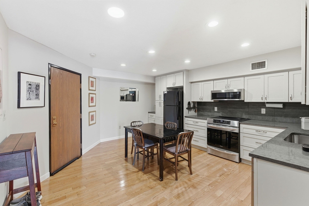 1475 Massachusetts Ave 467