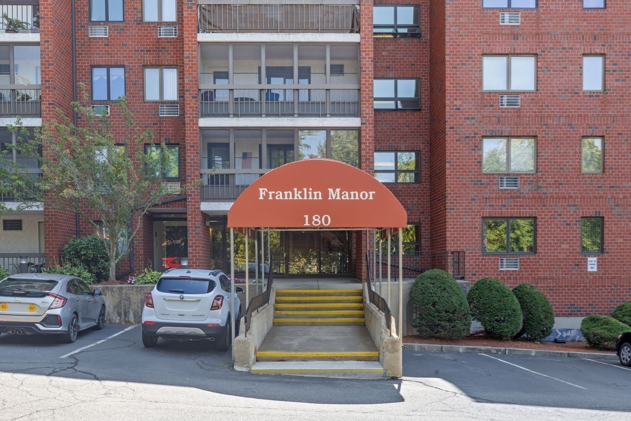 180 Green Street #411, Melrose, MA Photo #25