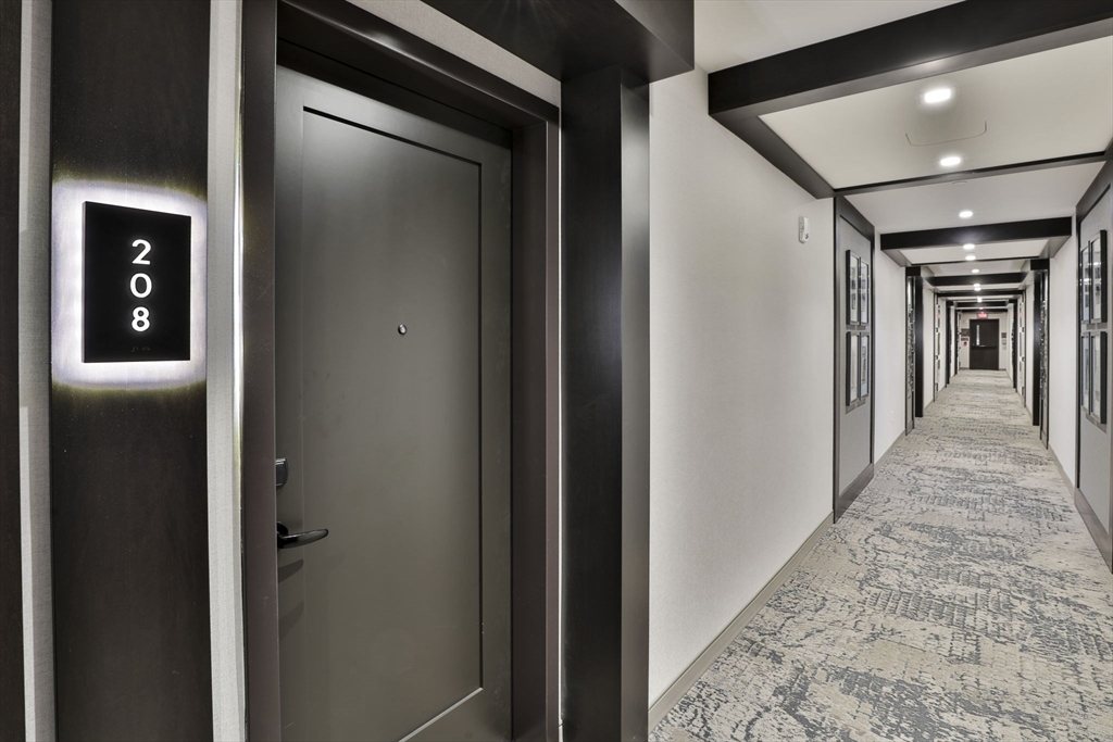 18 Artisan Drive 208