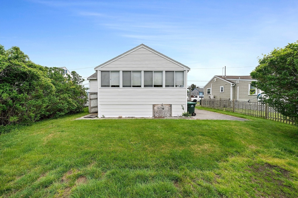 14 Mcarthur Ln