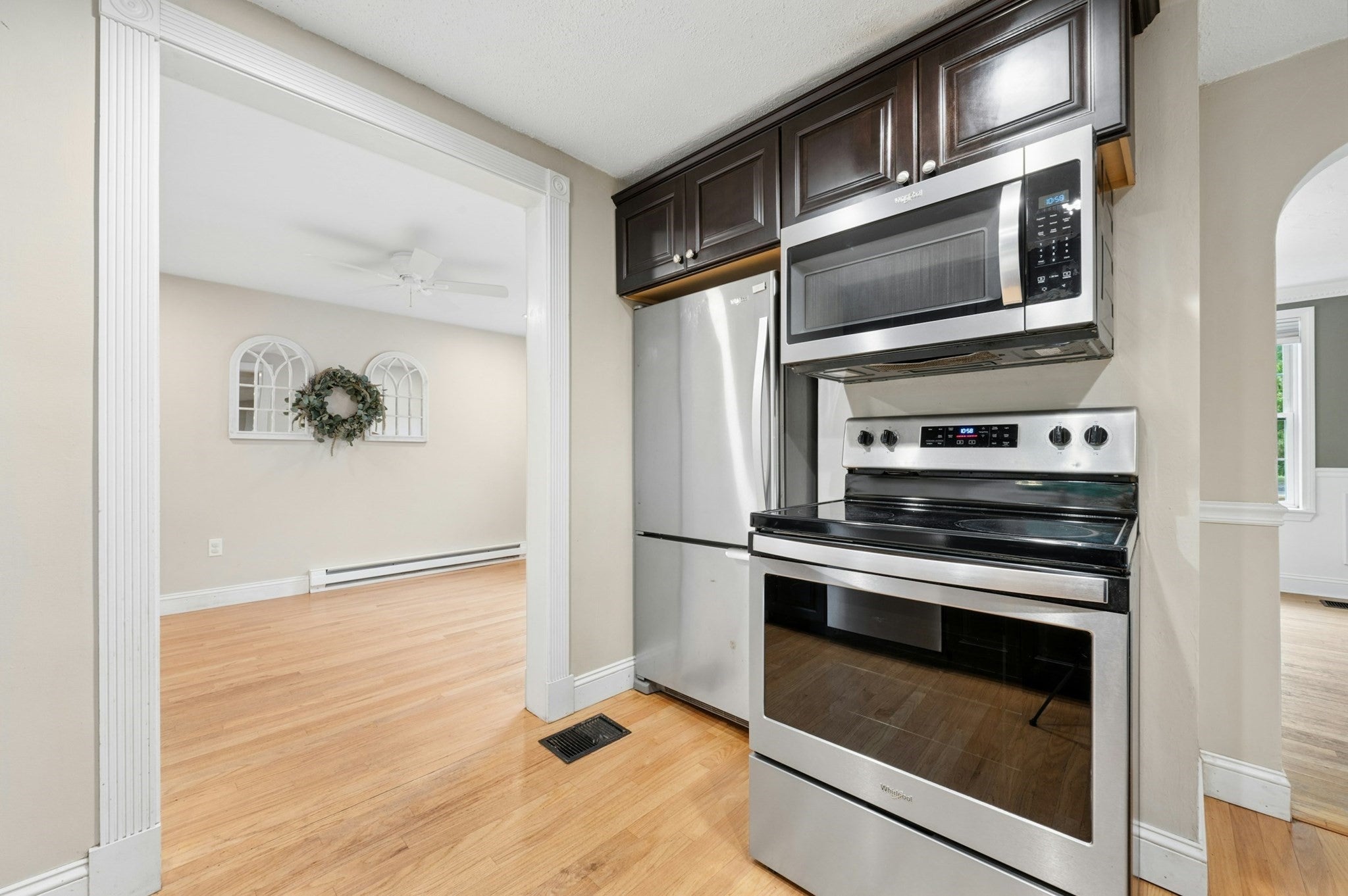 26 Millbury Ave, Millbury, MA, 26 Millbury Ave, Millbury, MA Photo #14