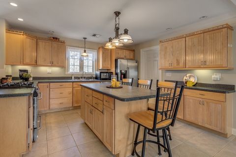 Photo of 2 Melvin St #2, Wakefield, MA 01880 (MLS # 73439611)