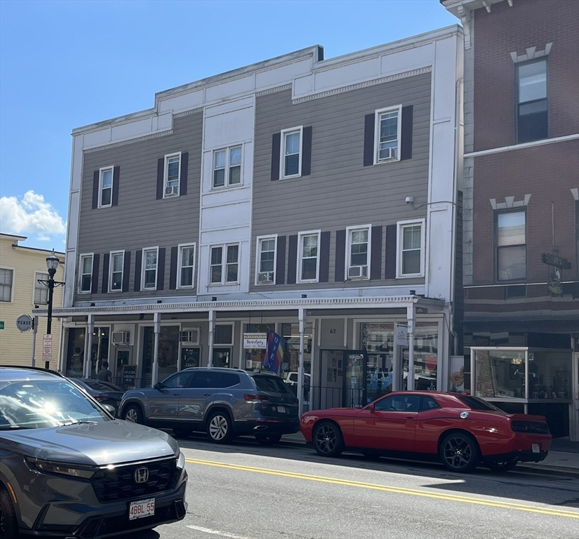 65 Main St