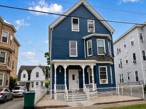 55 Harwood St Lynn MA 01904